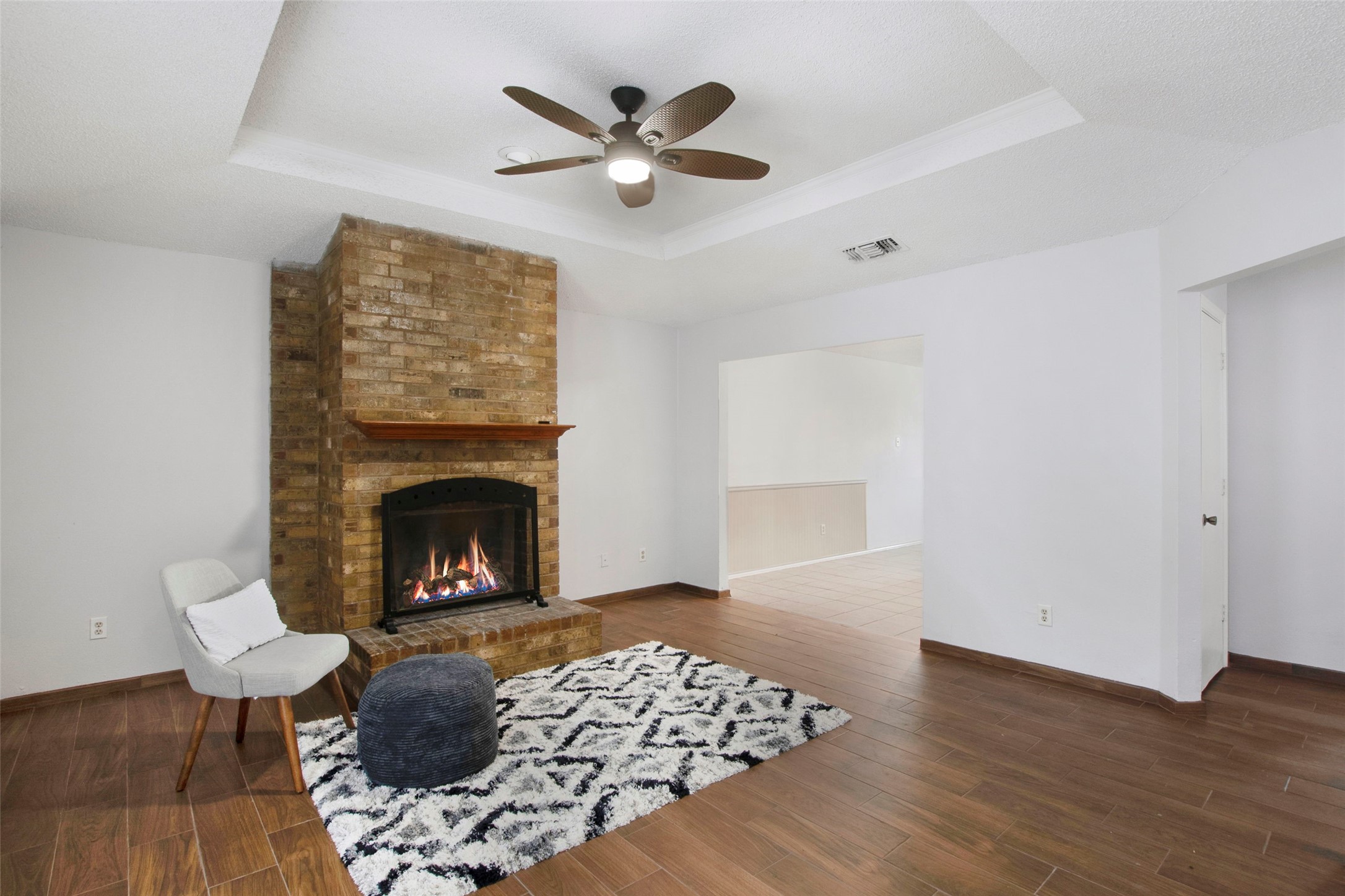 Sachse, Texas, 75048, United States, 6 Bedrooms Bedrooms, ,4 BathroomsBathrooms,Residential,For Sale,1805527