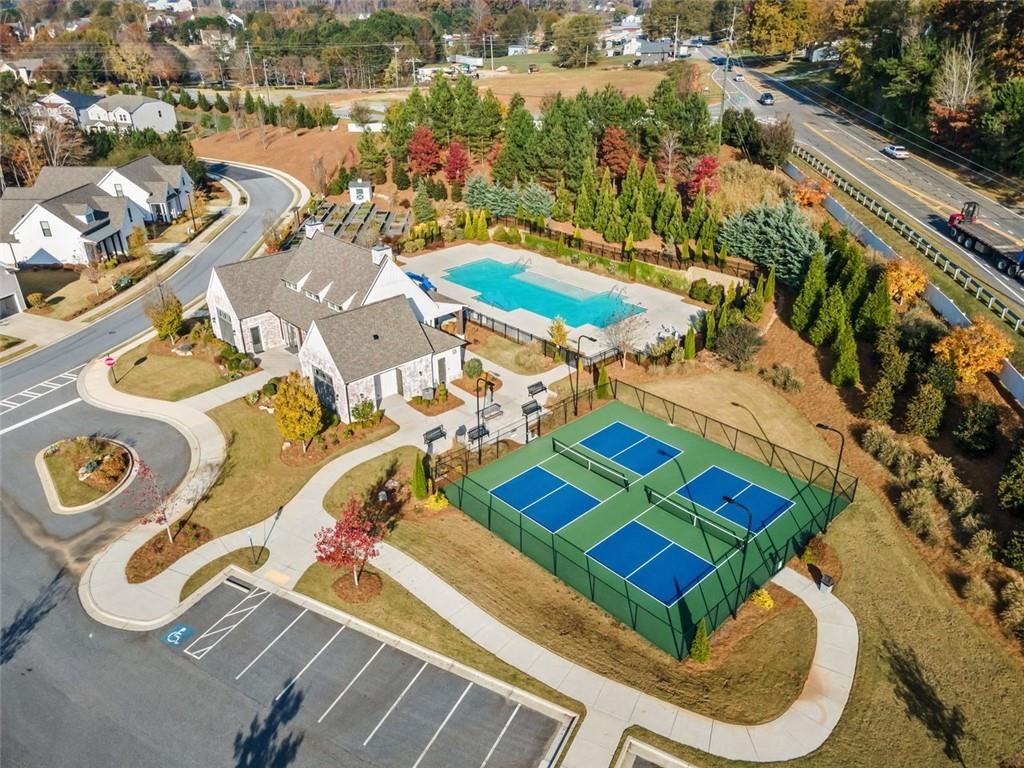 Canton, Georgia, 30115, United States, 4 Bedrooms Bedrooms, ,4 BathroomsBathrooms,Residential,For Sale,1866443