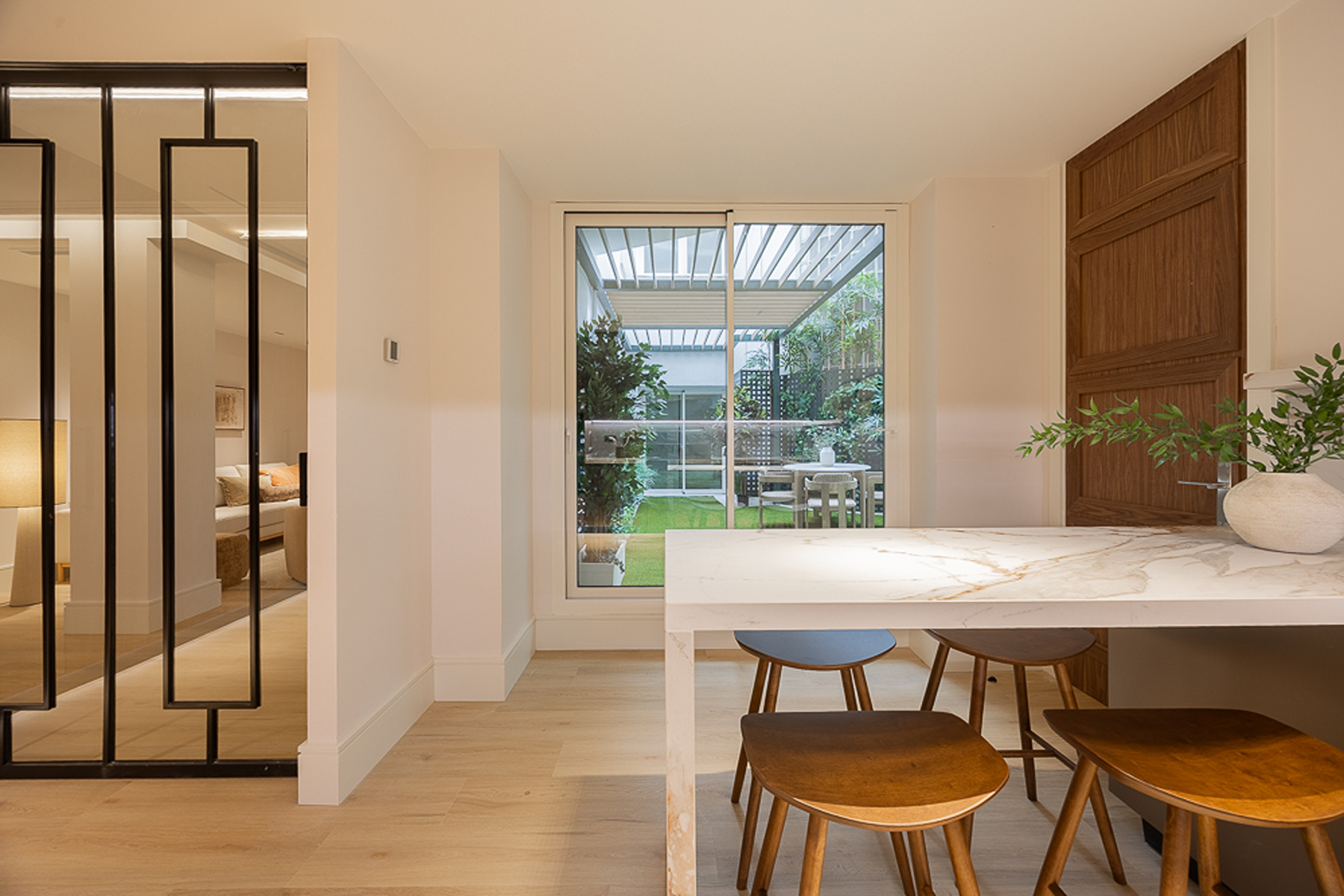  Fantastic 4-bedroom home with a private patio, in the Salamanca neighborhood. - 物件實景
