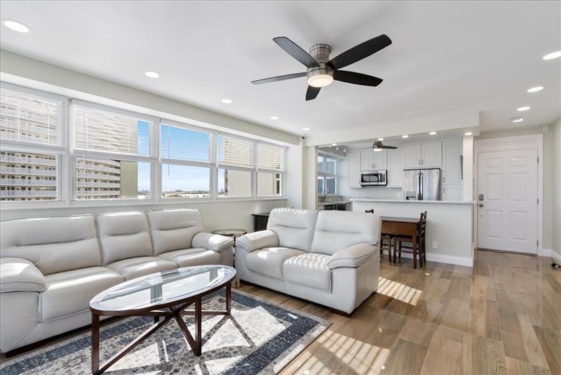 Fort Lauderdale, Florida, 33316, United States, 2 Bedrooms Bedrooms, ,2 BathroomsBathrooms,Residential,For Sale,1907376