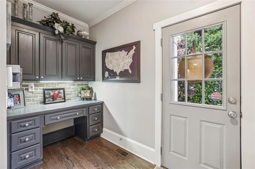Cumming, Georgia, 30041, United States, 5 Bedrooms Bedrooms, ,5 BathroomsBathrooms,Residential,For Sale,1834533
