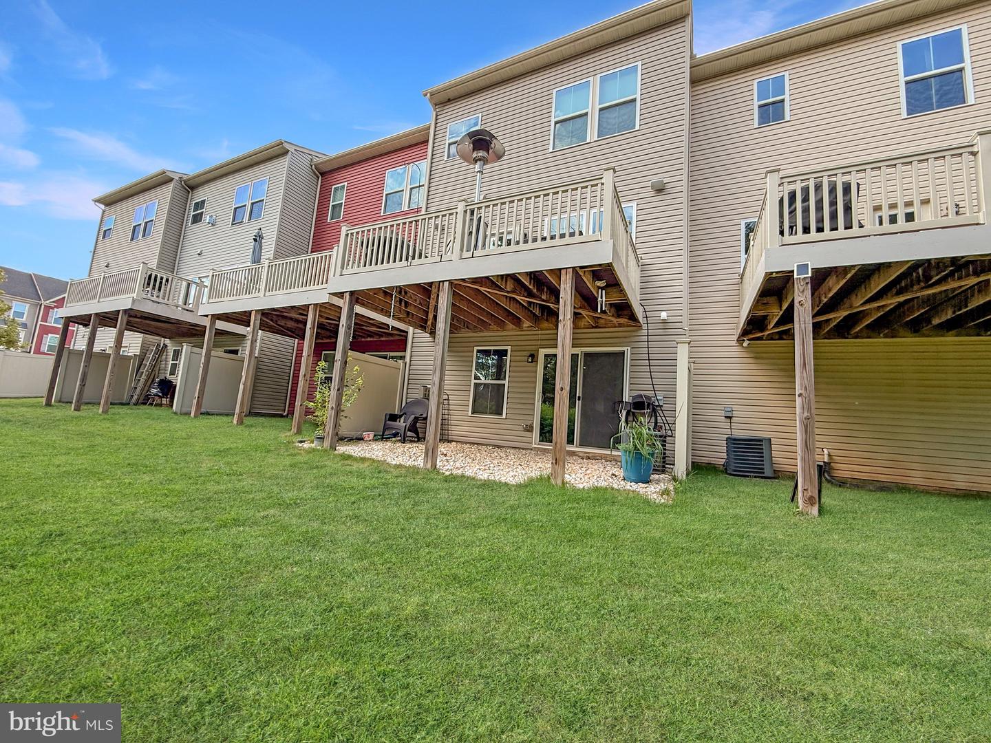Glen Burnie, Maryland, 21060, United States, 3 Bedrooms Bedrooms, ,3 BathroomsBathrooms,Residential,For Sale,1918197