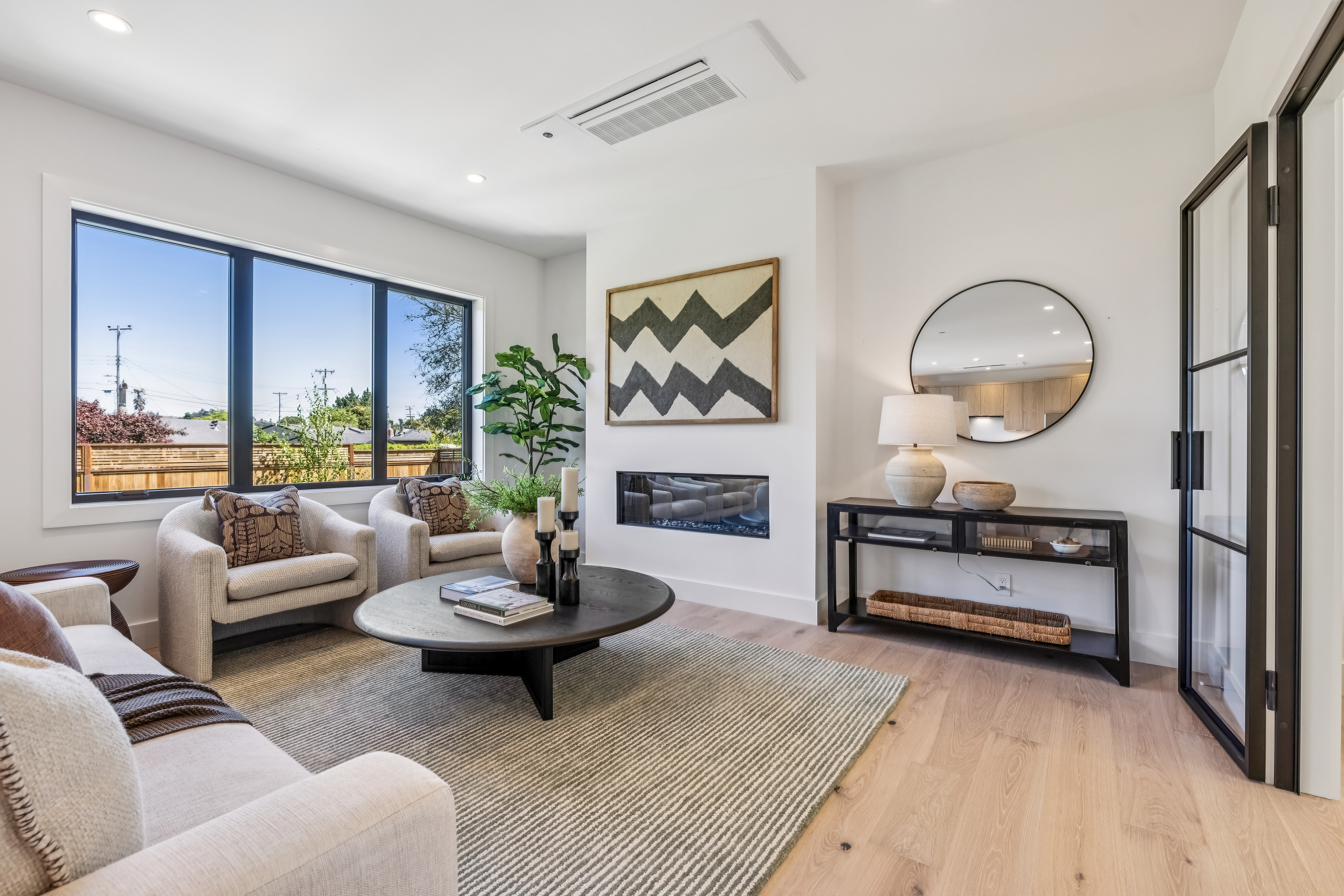  Stunning New Construction in Tam Valley - 物件實景