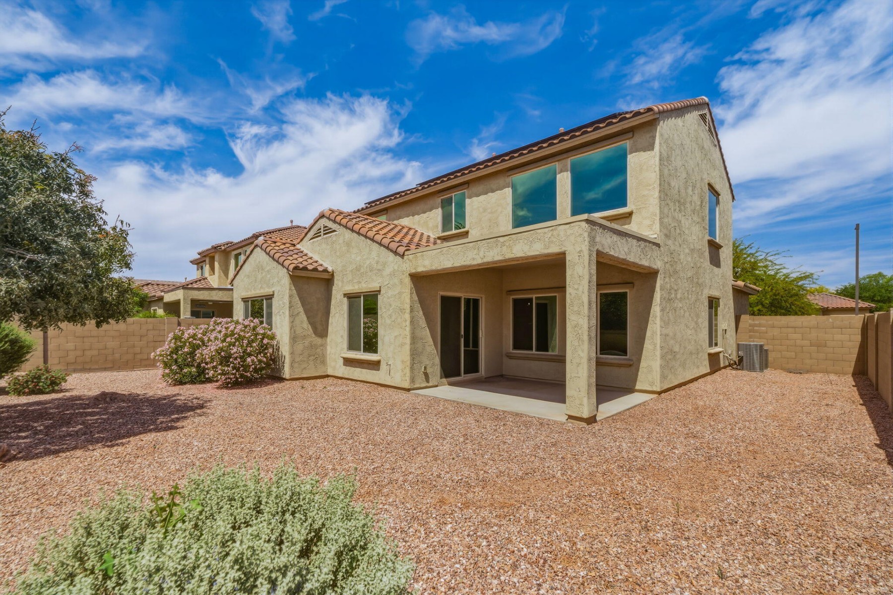  17543 W Buckhorn Trail  Surprise, AZ - 物件實景