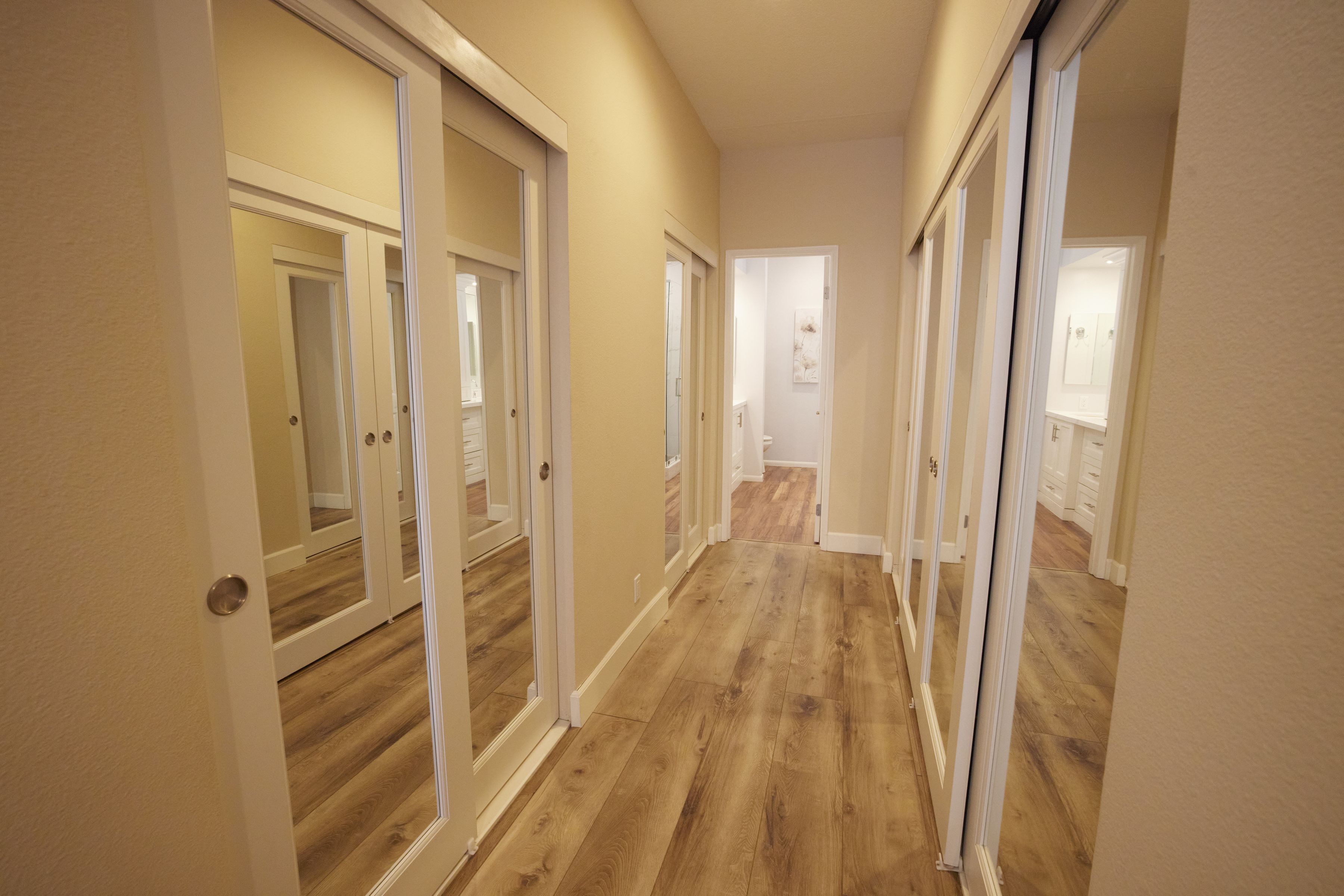  14844 Dickens Street - 物件實景