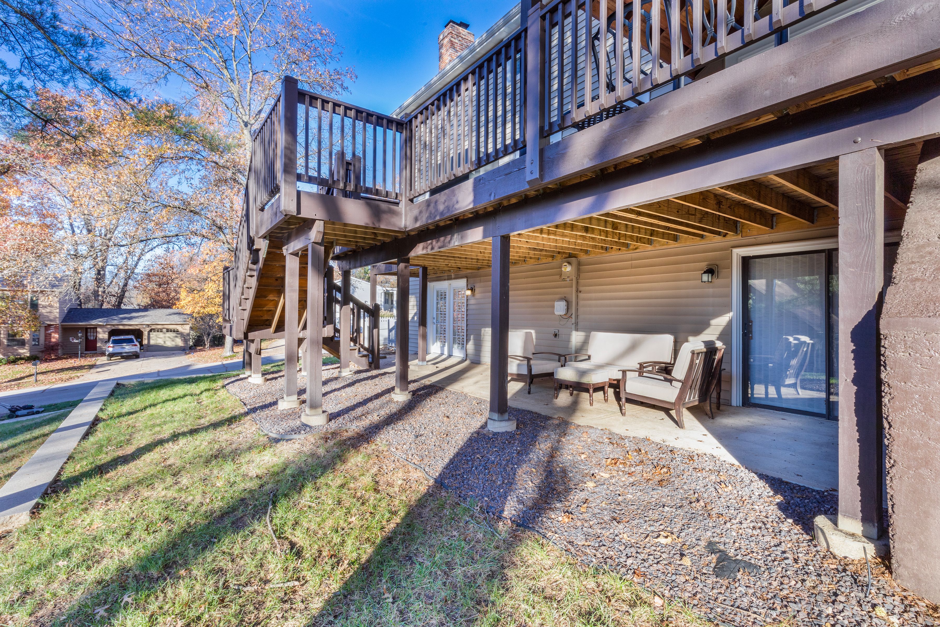  Elegant Corner Lot Home with Modern Luxury and Stunning Details - 物件實景
