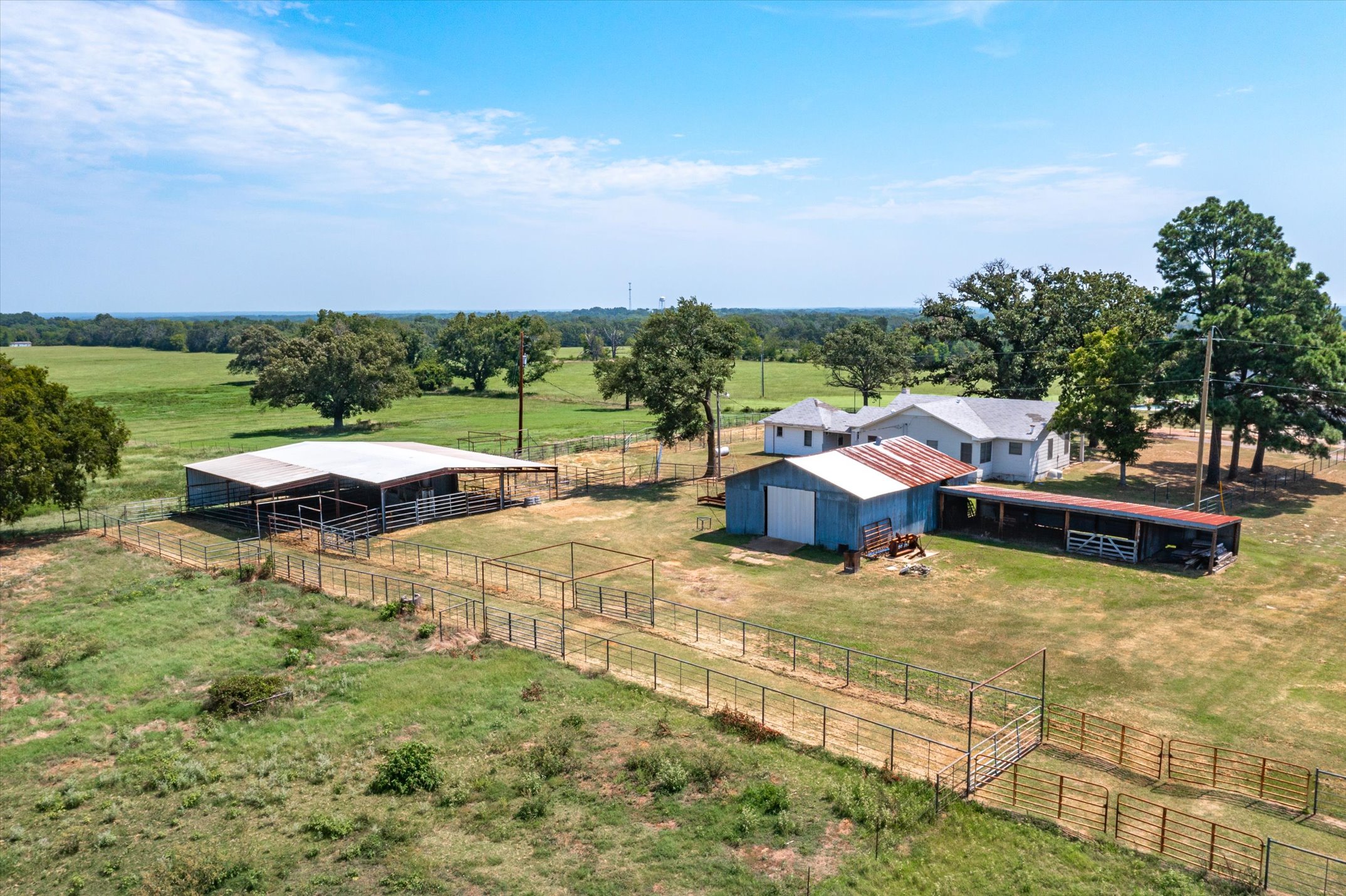 9208 FM 17, Grand Saline, Texas, 75140, United States, 5 Bedrooms Bedrooms, ,6 BathroomsBathrooms,Residential,For Sale,9208 FM 17,1317594