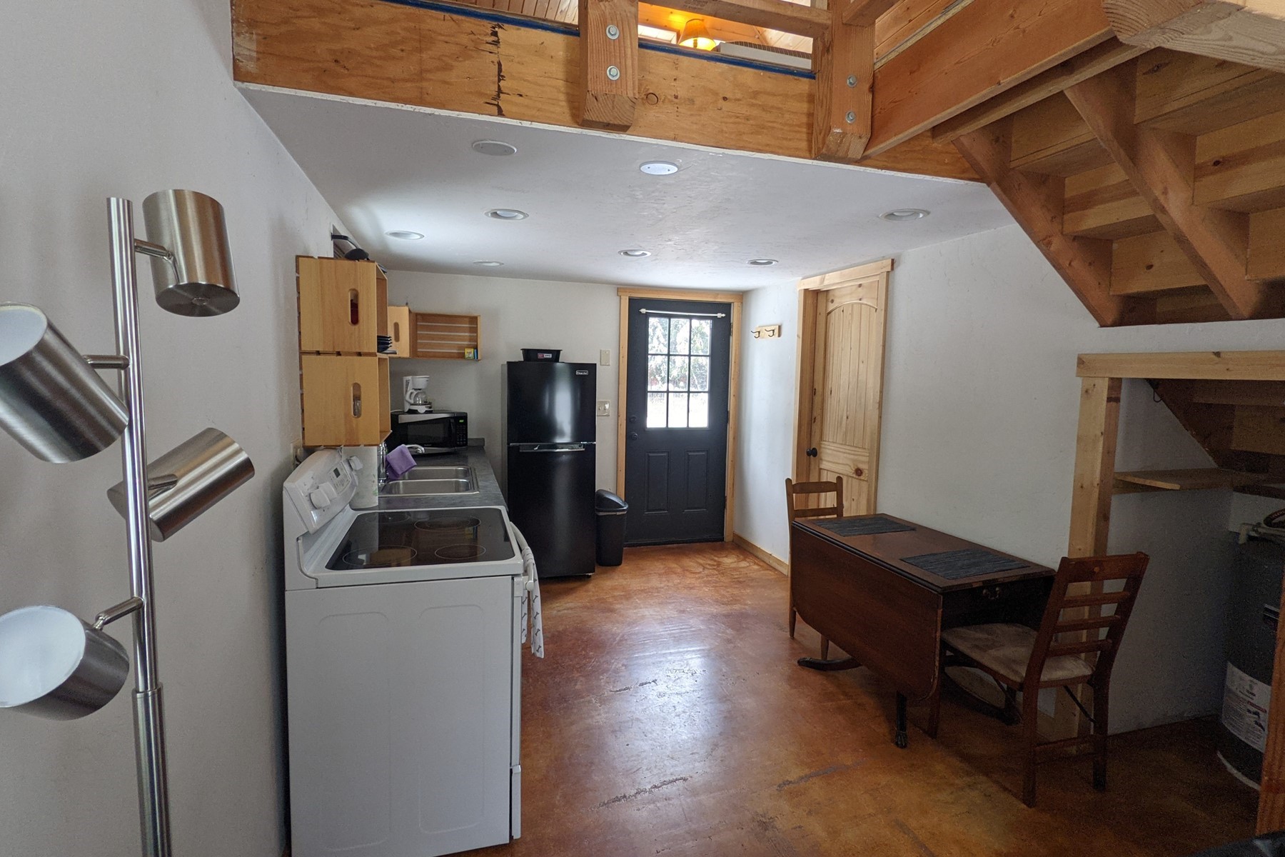  Charming Country Home on 10 Acres - 物件實景