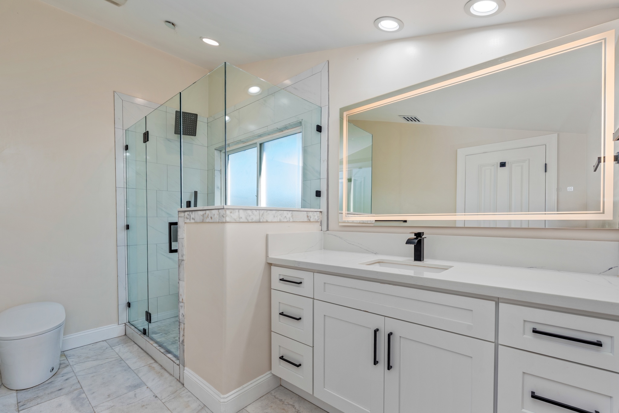  8041 Bulwer Dr - 物件實景