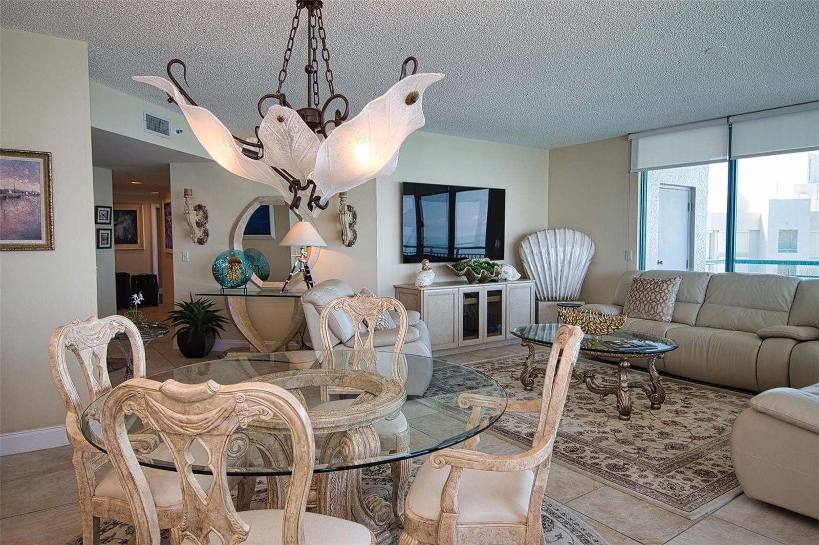 CLEARWATER BEACH, Florida, 33767, United States, 3 Bedrooms Bedrooms, ,3 BathroomsBathrooms,Residential,For Sale,1976506