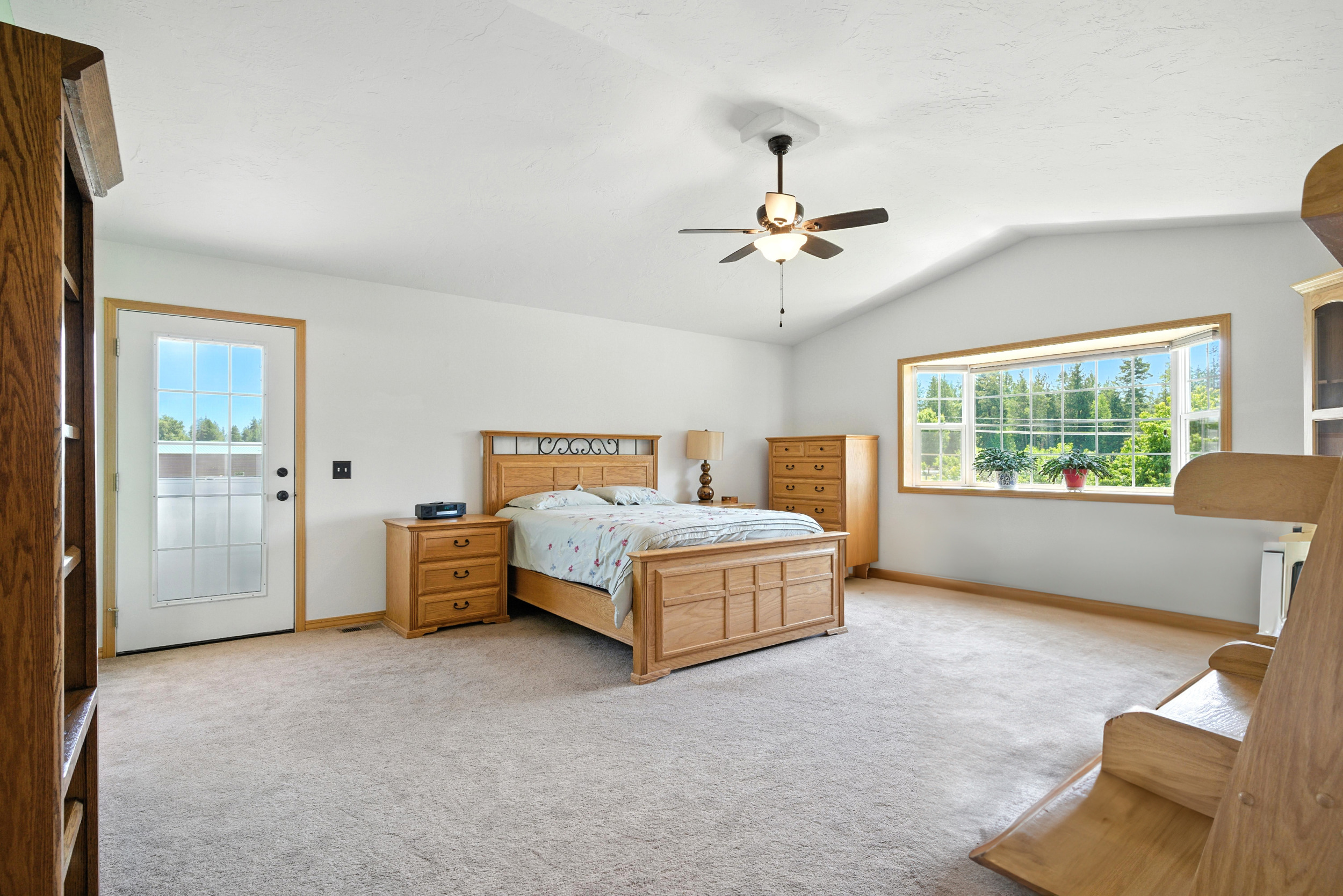 Bonners Ferry, Idaho, 83805, United States, 3 Bedrooms Bedrooms, ,2 BathroomsBathrooms,Residential,For Sale,1921279