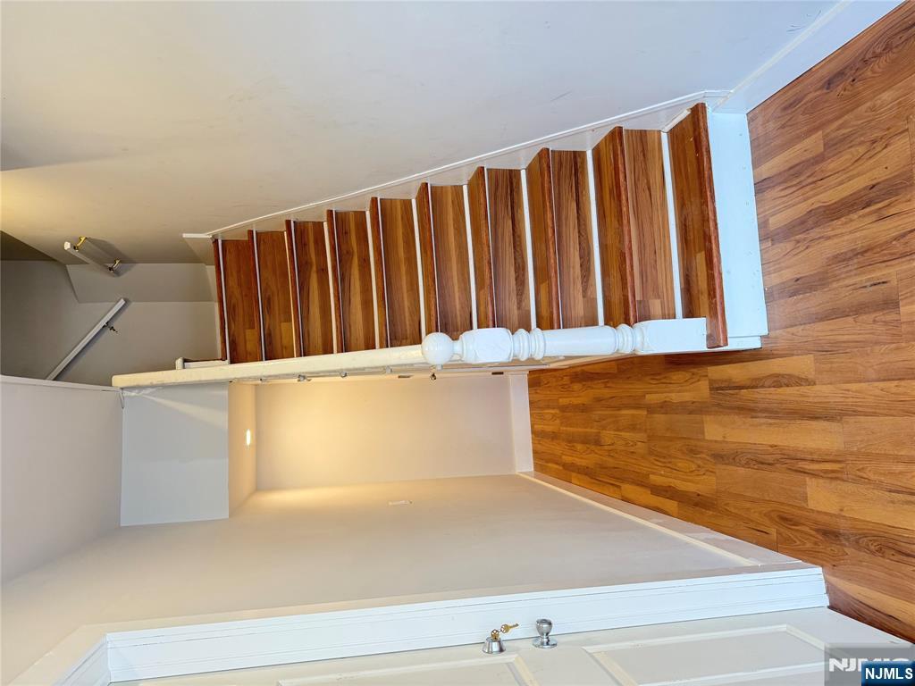 Garfield, New Jersey, 07026, United States, 3 Bedrooms Bedrooms, ,2 BathroomsBathrooms,Residential,For Sale,1998412