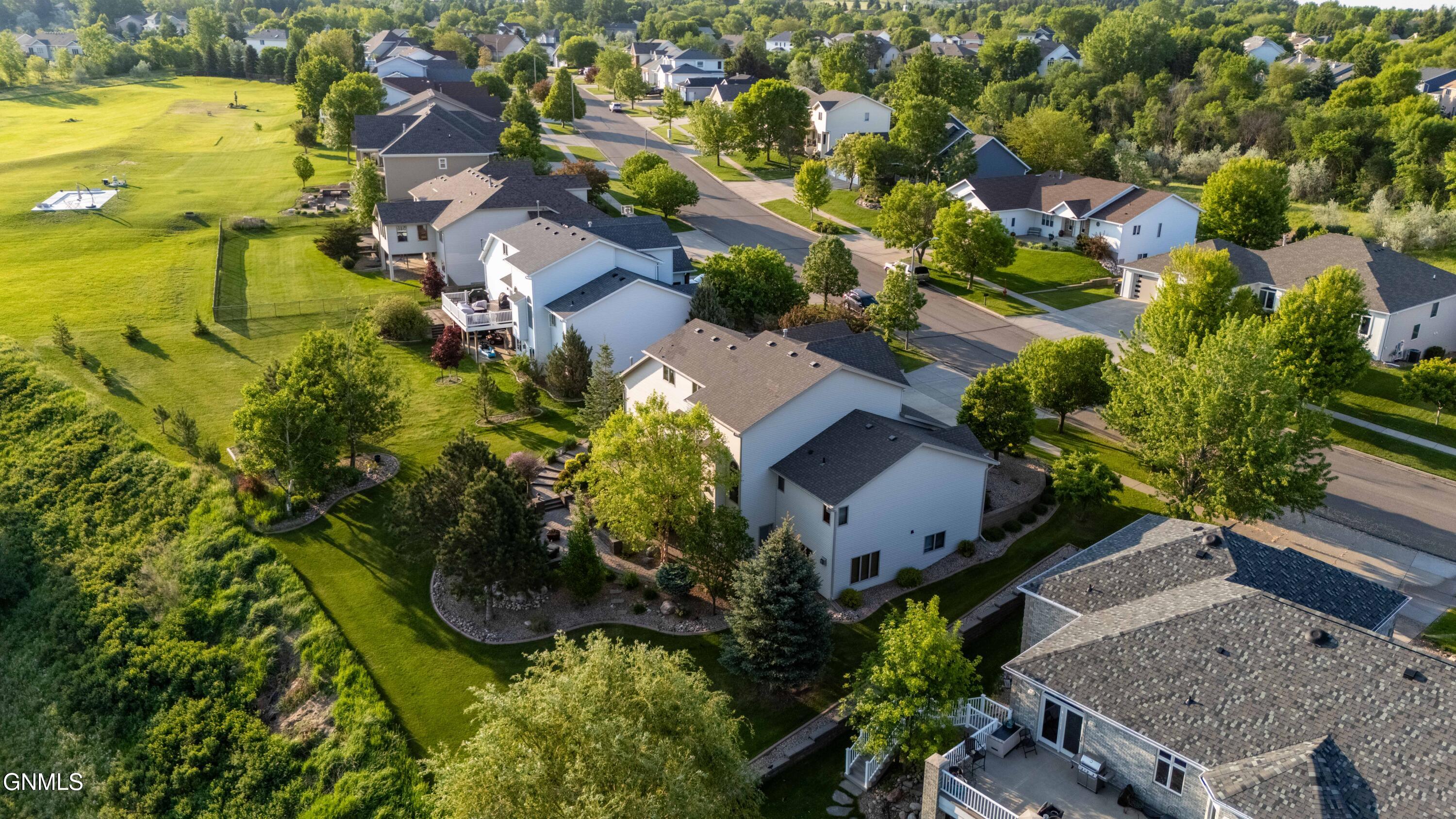 Bismarck, North Dakota, 58503, United States, 5 Bedrooms Bedrooms, ,2 BathroomsBathrooms,Residential,For Sale,2001566