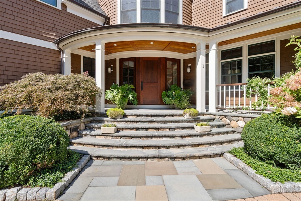 Brookline, Massachusetts, 02445, United States, 6 Bedrooms Bedrooms, ,8 BathroomsBathrooms,Residential,For Sale,1951520