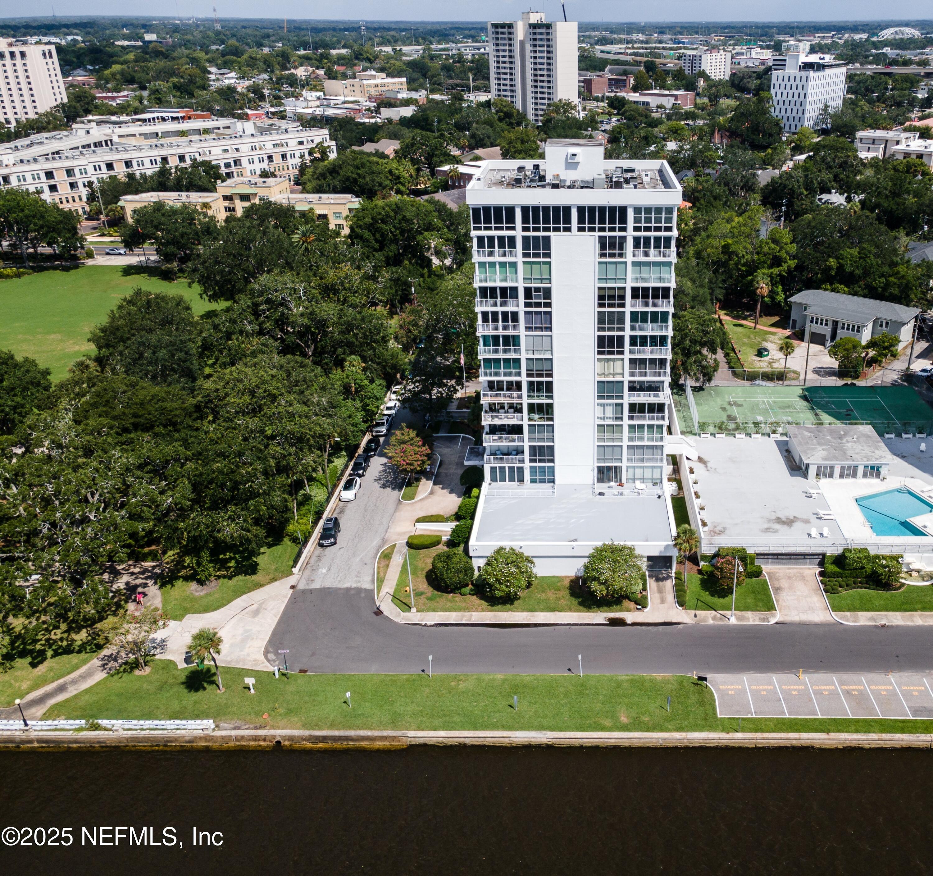 Jacksonville, Florida, 32204, United States, 3 Bedrooms Bedrooms, ,4 BathroomsBathrooms,Residential,For Sale,1939810