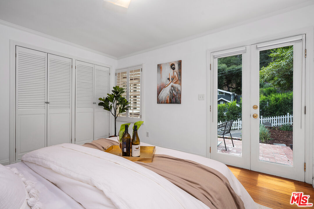 Los Angeles, California, 90077, United States, 2 Bedrooms Bedrooms, ,1 BathroomBathrooms,Residential,For Sale,1938648