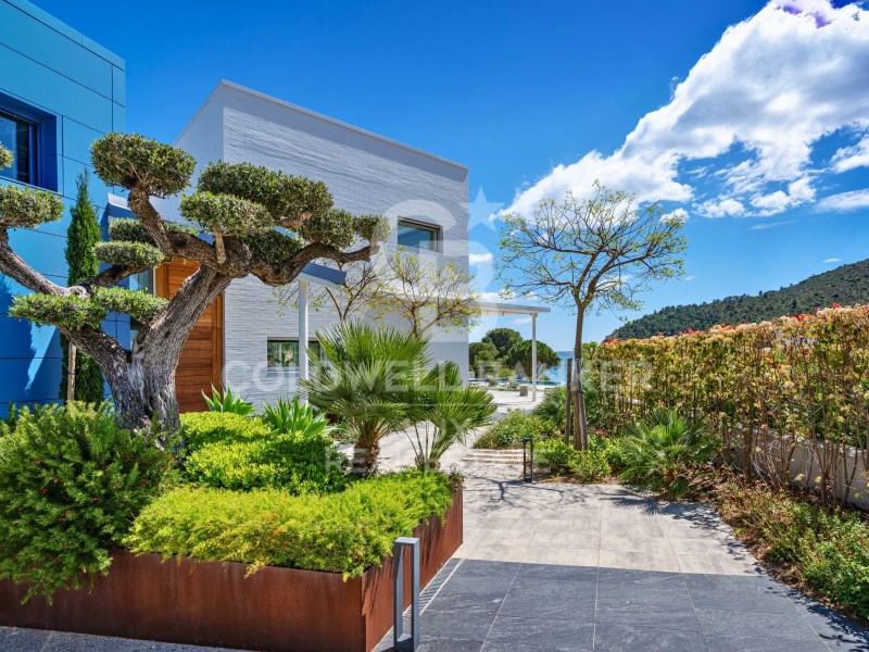 Girona, Colera, Colera Girona, Colera, Colera Giro, Colera, Catalonia, ES, 5 Bedrooms Bedrooms, ,4 BathroomsBathrooms,Residential,For Sale,Girona, Colera, Colera Girona, Colera, Colera Giro,1615744