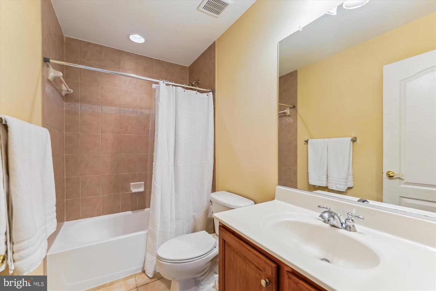 White Plains, Maryland, 20695, United States, 5 Bedrooms Bedrooms, ,4 BathroomsBathrooms,Residential,For Sale,1912215