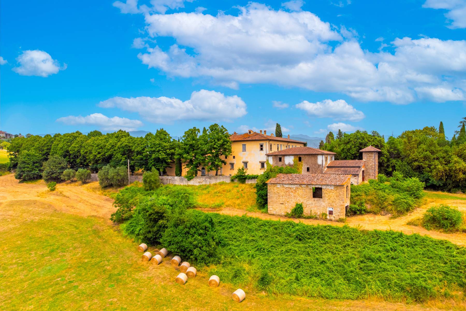 Barberino di Mugello, Firenze, 50031, IT, 35 Bedrooms Bedrooms, ,25 BathroomsBathrooms,Residential,For Sale,1926521