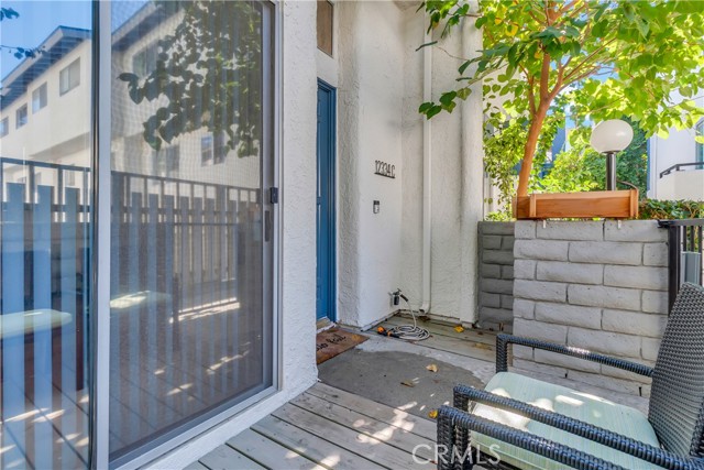 Valley Village, California, 91607, United States, 2 Bedrooms Bedrooms, ,2 BathroomsBathrooms,Residential,For Sale,1989937