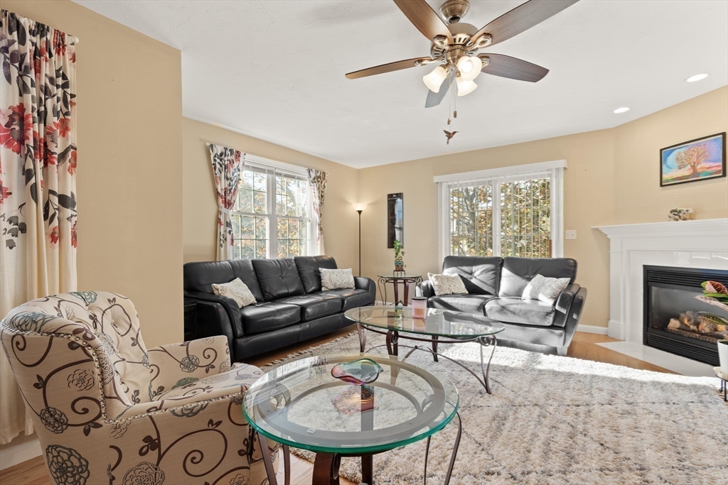 Framingham, Massachusetts, 01701, United States, 3 Bedrooms Bedrooms, ,3 BathroomsBathrooms,Residential,For Sale,1968924