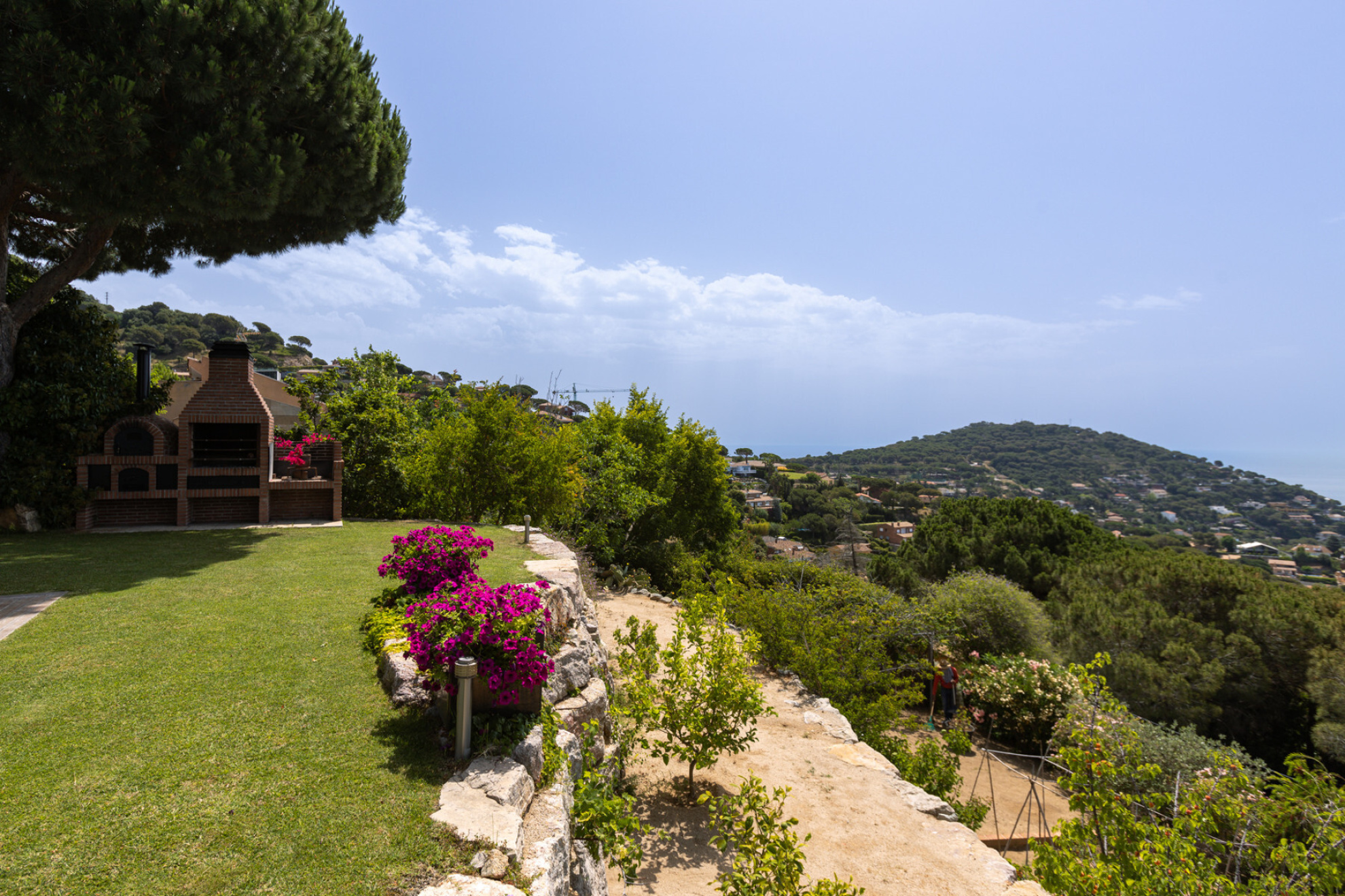  Villa with pool in an unbeatable location - 物件實景