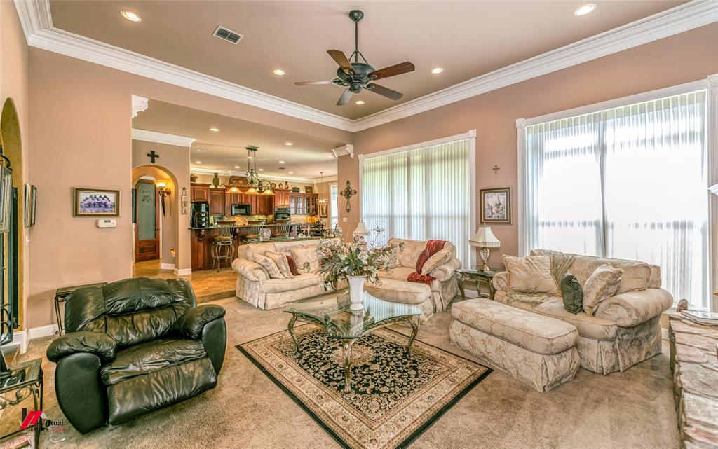 Bossier City, Louisiana, 71111, United States, 3 Bedrooms Bedrooms, ,3 BathroomsBathrooms,Residential,For Sale,1837396