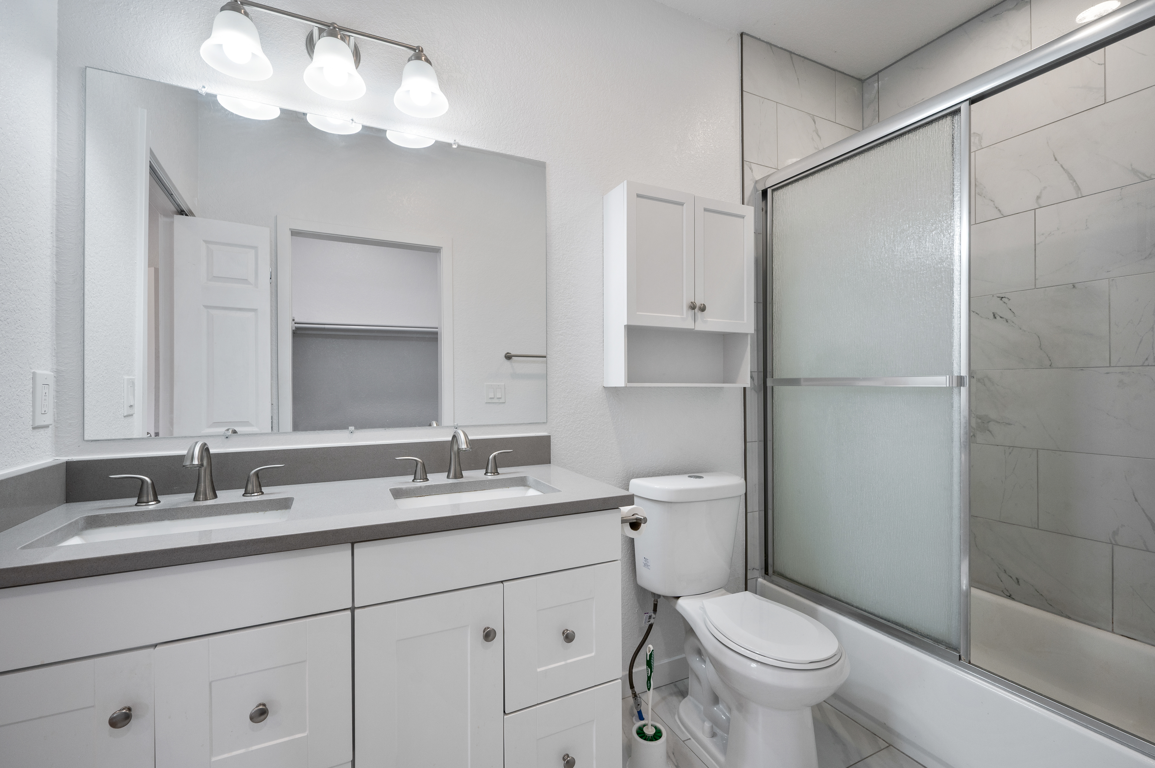  Fully Remodeled Two Bedroom - 物件實景