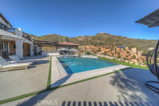 Murrieta, California, 92562, United States, 5 Bedrooms Bedrooms, ,4 BathroomsBathrooms,Residential,For Sale,2003022