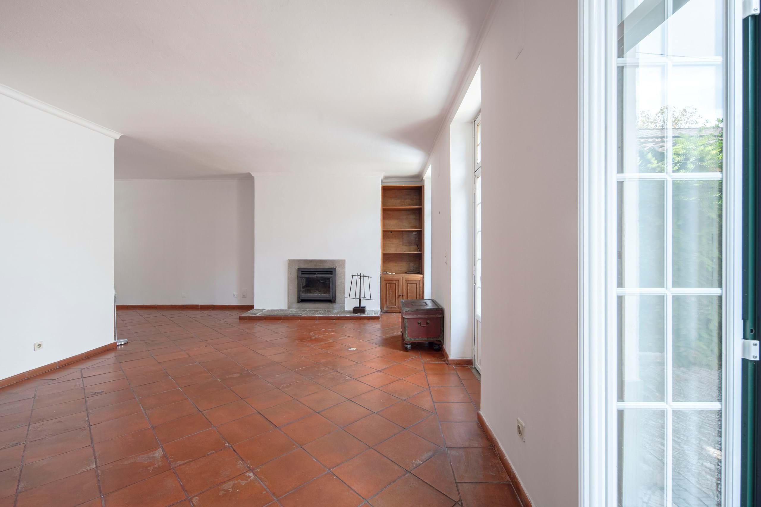 Setúbal, Setúbal, 2925- 002, PT, 3 Bedrooms Bedrooms, ,2 BathroomsBathrooms,Residential,For Sale,1708692