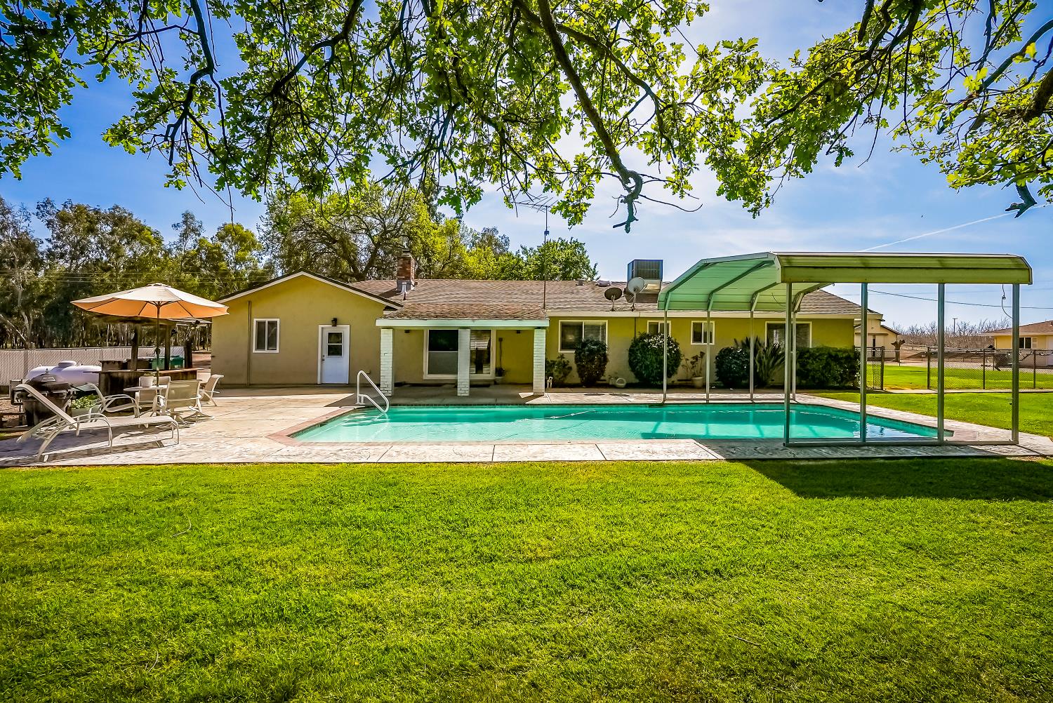 Linden, California, 952536, United States, 3 Bedrooms Bedrooms, ,2 BathroomsBathrooms,Residential,For Sale,2029919