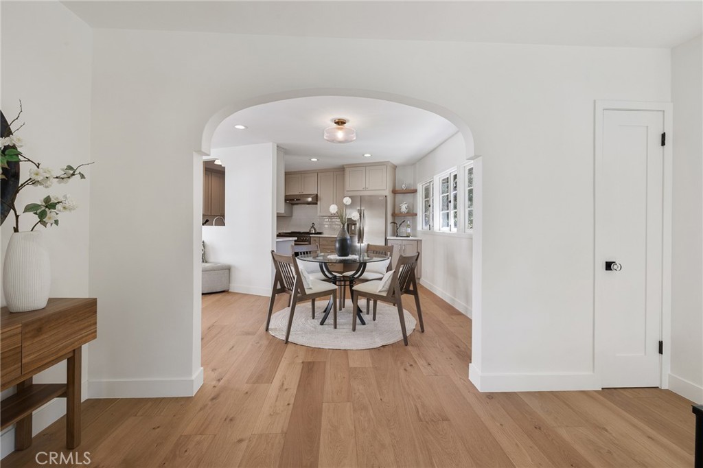 Pasadena, California, 91105, United States, 3 Bedrooms Bedrooms, ,3 BathroomsBathrooms,Residential,For Sale,1941593