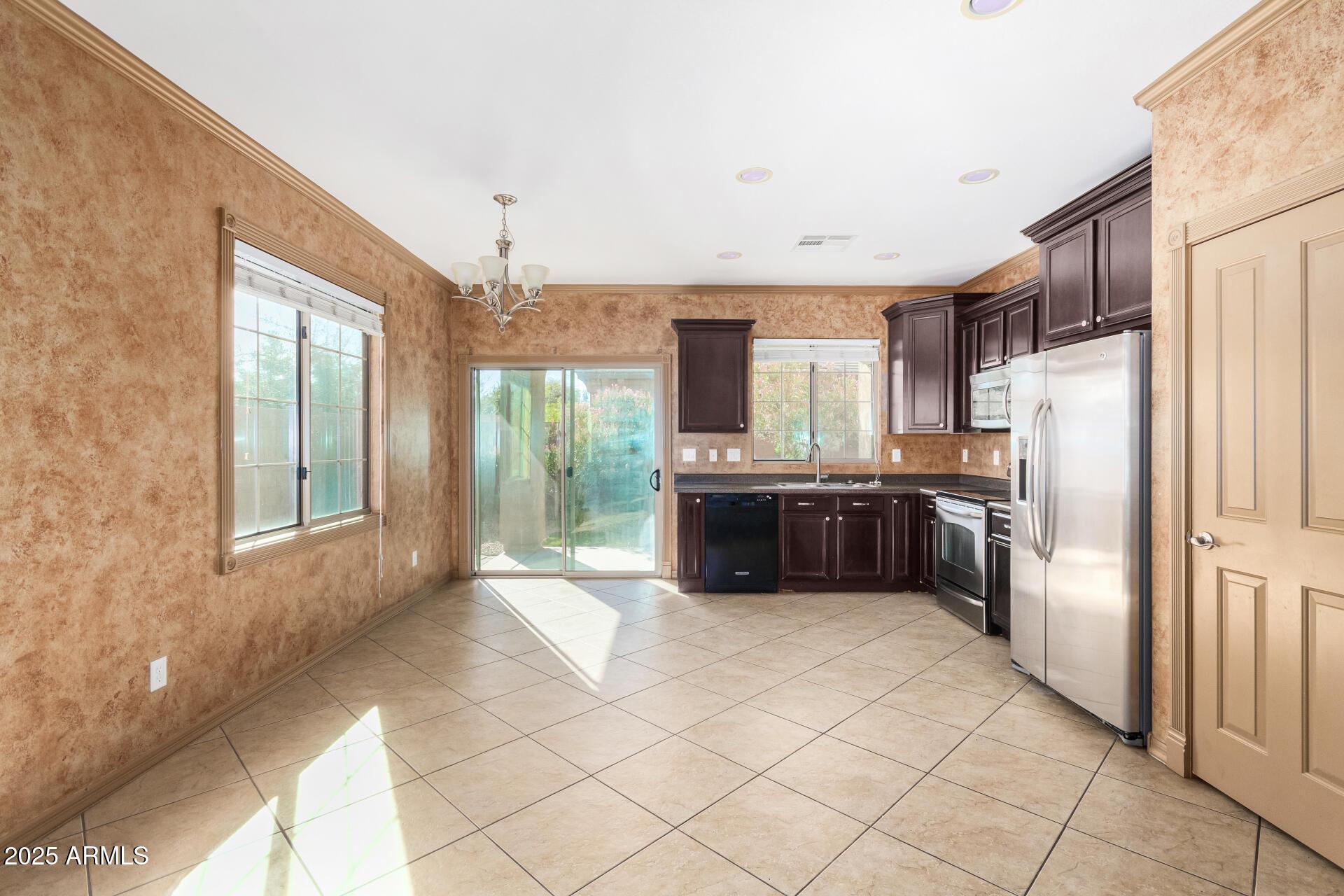 Chandler, Arizona, 85225, United States, 3 Bedrooms Bedrooms, ,2 BathroomsBathrooms,Residential,For Sale,1852151