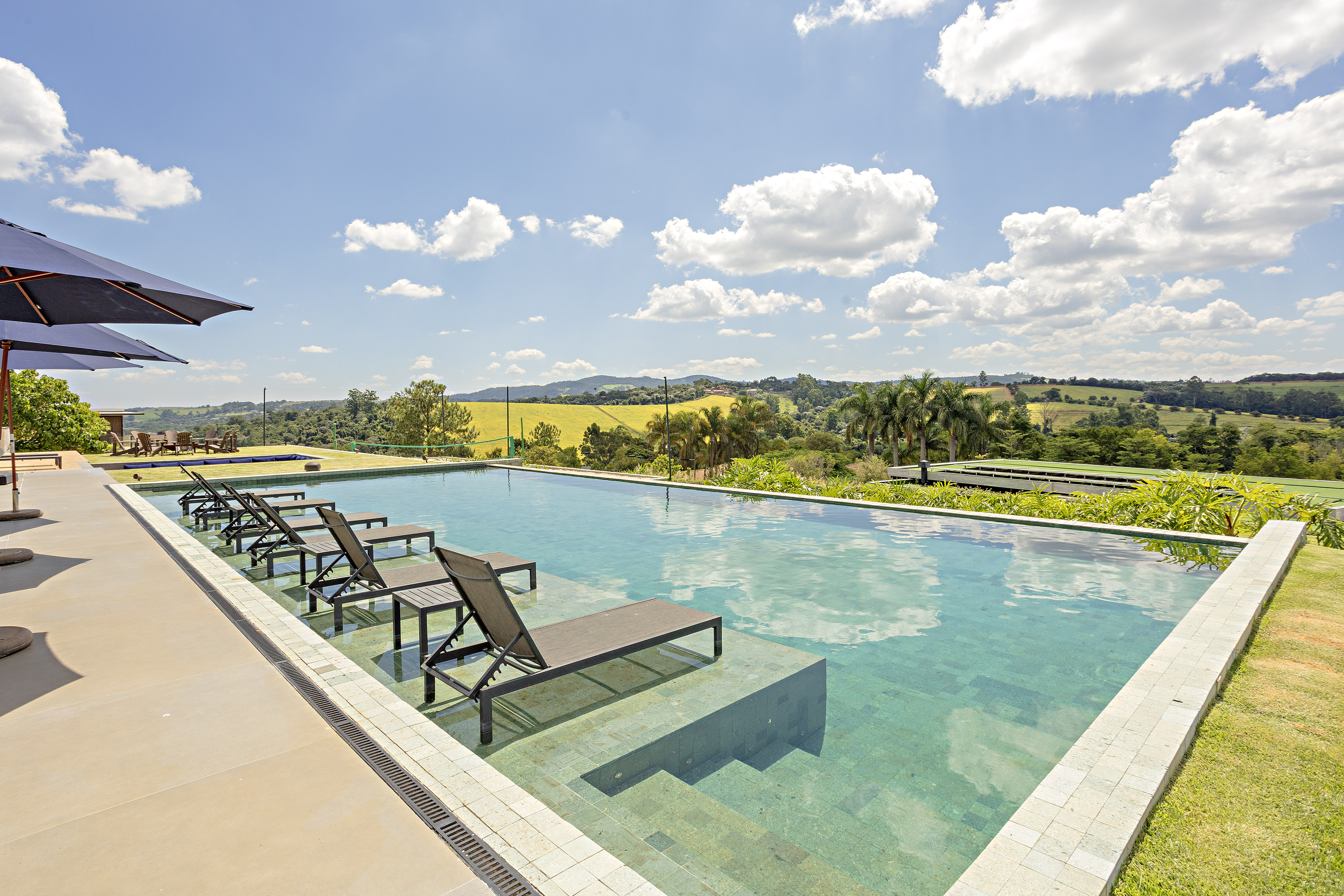  Olegário de Sá-designed residence in a privileged setting at Quinta da Baroneza - 物件實景