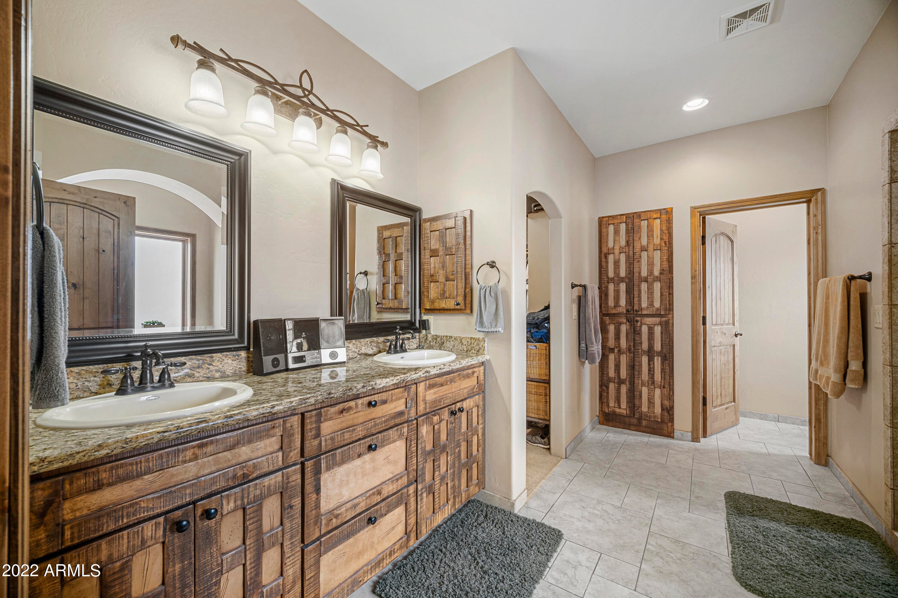 Wickenburg, Arizona, 85390, United States, 3 Bedrooms Bedrooms, ,3 BathroomsBathrooms,Residential,For Sale,2002542