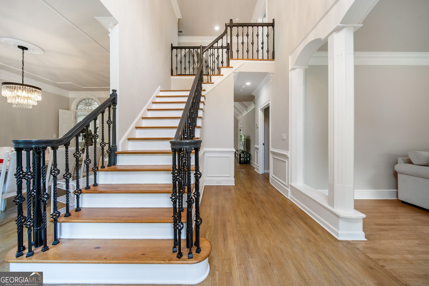 Atlanta, Georgia, 30350, United States, 8 Bedrooms Bedrooms, ,6 BathroomsBathrooms,Residential,For Sale,1992514