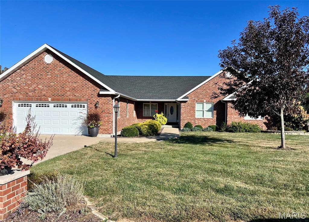 Hannibal, Missouri, 6341, United States, 4 Bedrooms Bedrooms, ,4 BathroomsBathrooms,Residential,For Sale,2005441