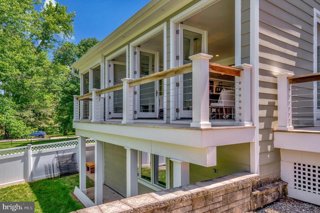 Fredericksburg, Virginia, 22405, United States, 5 Bedrooms Bedrooms, ,5 BathroomsBathrooms,Residential,For Sale,1825163