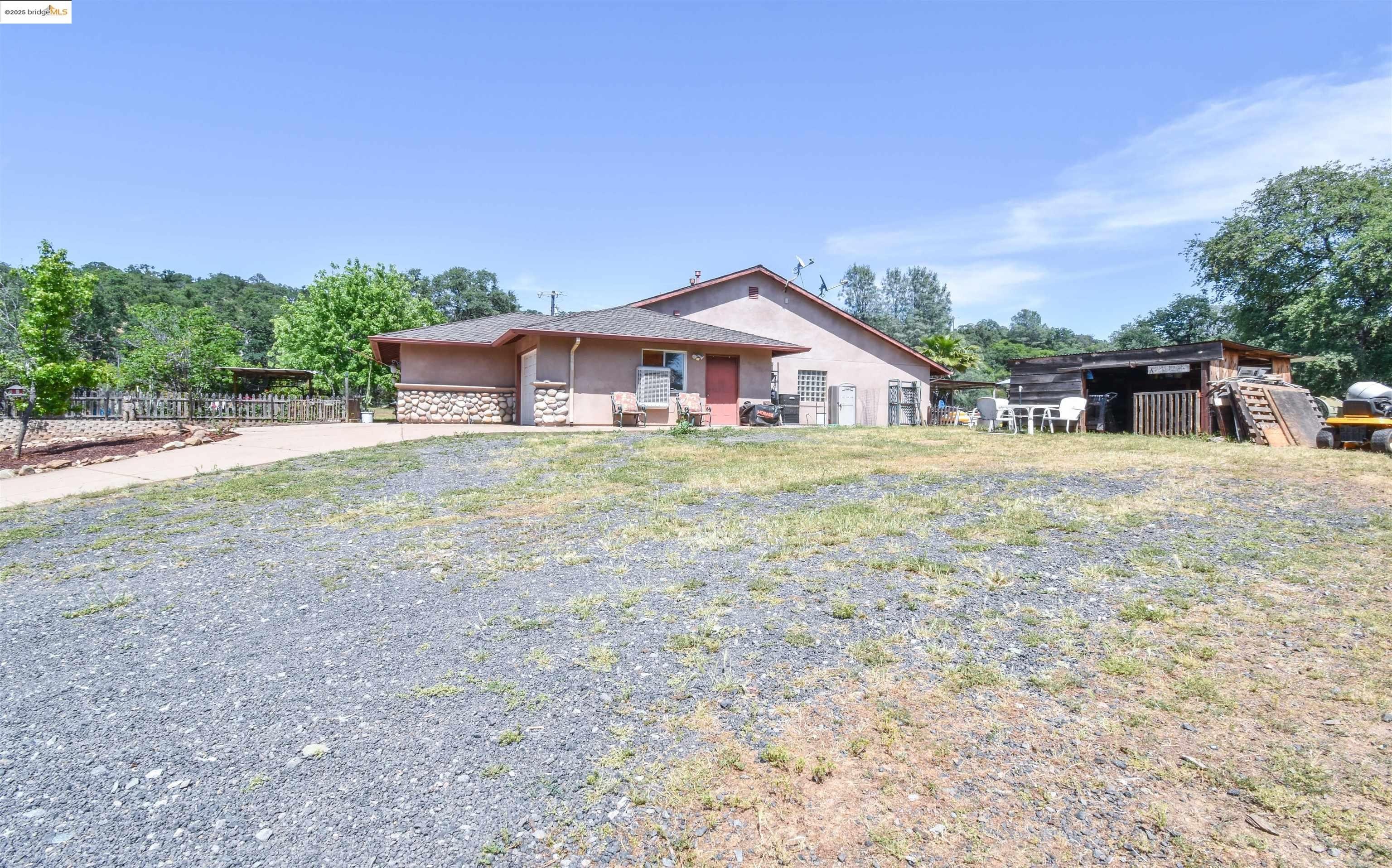 Jamestown, California, 95327, United States, 3 Bedrooms Bedrooms, ,2 BathroomsBathrooms,Residential,For Sale,1828112