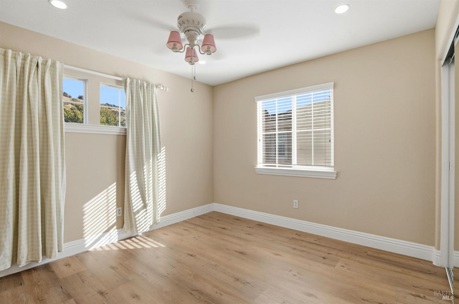 Fairfield, California, 94534, United States, 3 Bedrooms Bedrooms, ,3 BathroomsBathrooms,Residential,For Sale,1987540