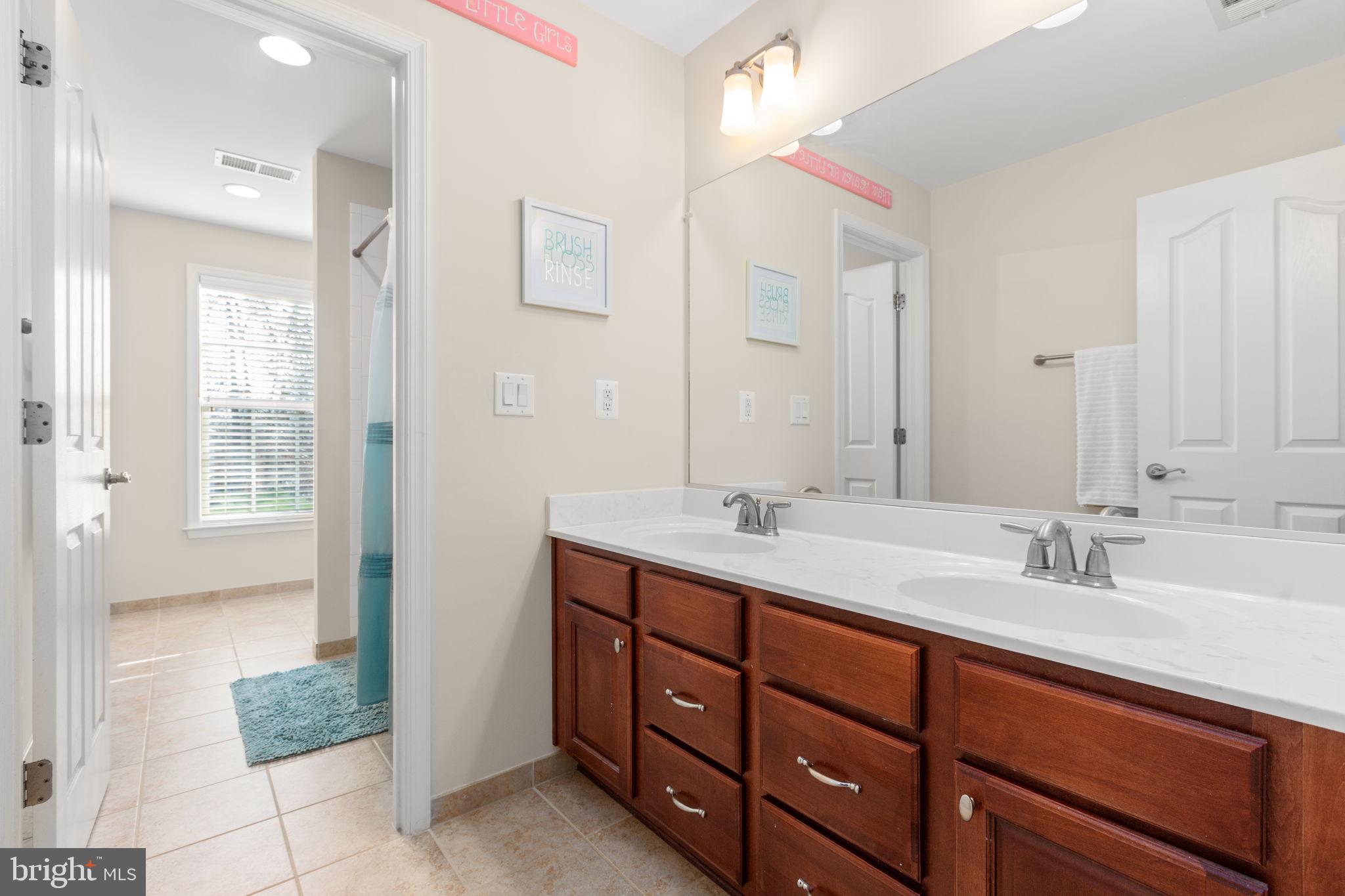 Spotsylvania, Virginia, 22553, United States, 5 Bedrooms Bedrooms, ,4 BathroomsBathrooms,Residential,For Sale,2005976