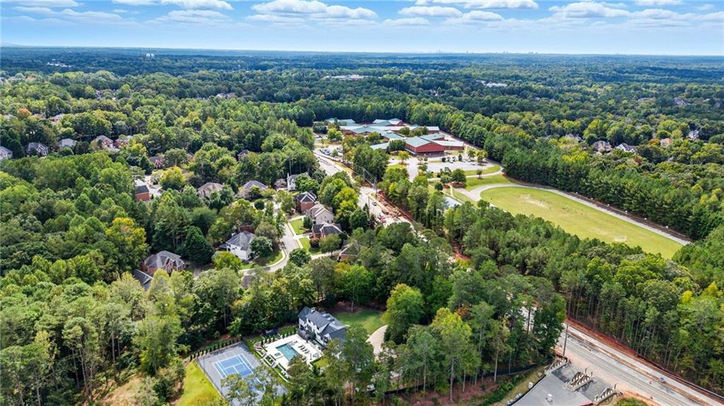 Alpharetta, Georgia, 30005, United States, 4 Bedrooms Bedrooms, ,6 BathroomsBathrooms,Residential,For Sale,1983404