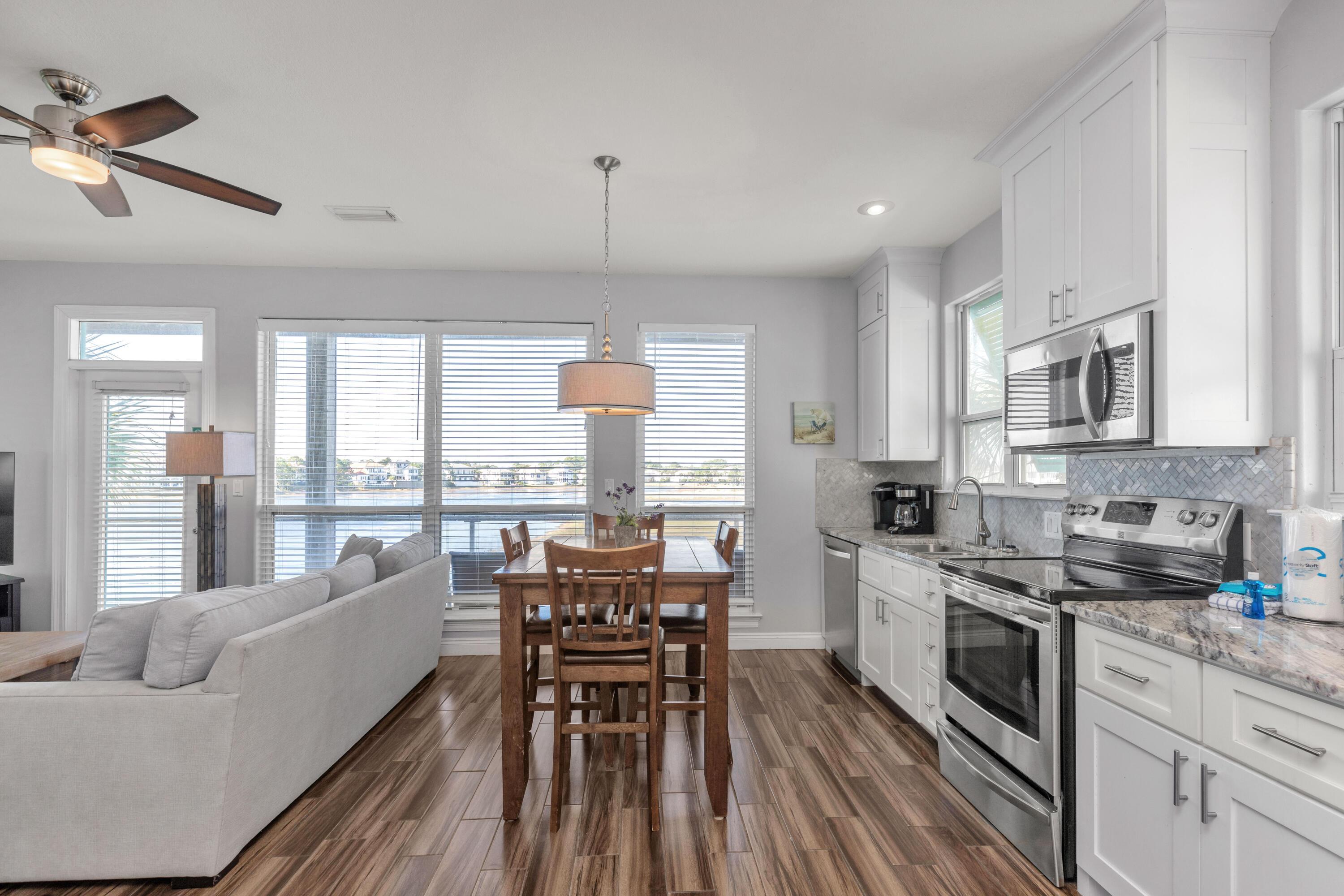 Destin, Florida, 32541, United States, 4 Bedrooms Bedrooms, ,4 BathroomsBathrooms,Residential,For Sale,1984209