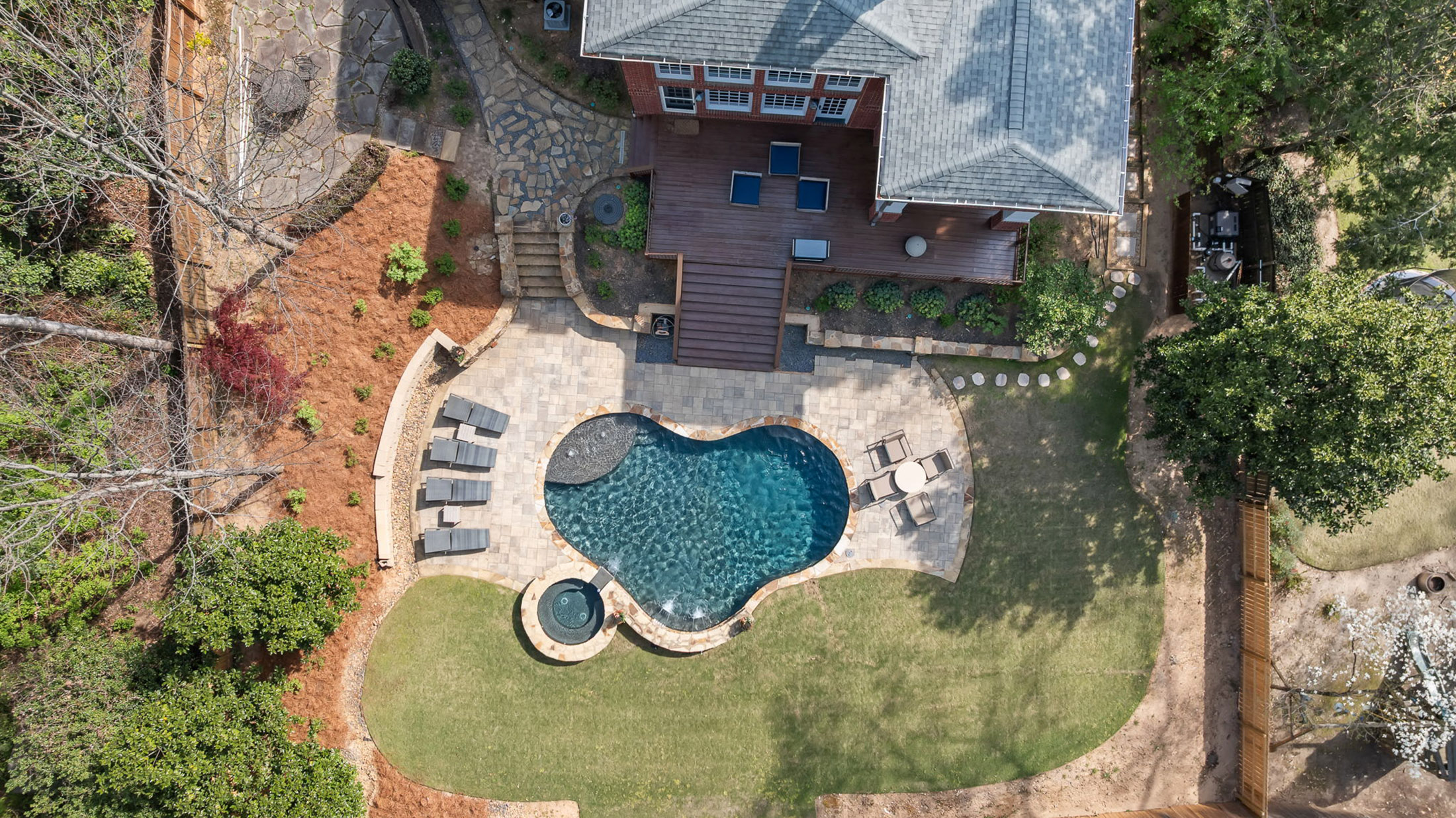  Extraordinary Druid Hills Brick Home with a Resort-caliber Backyard - 物件實景