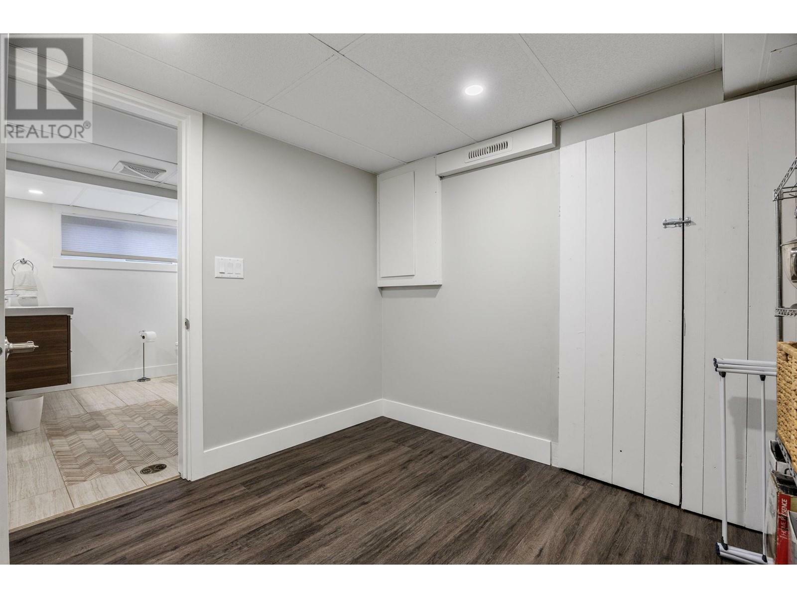 KELOWNA, British Columbia, V1Y 6A2, CA, 4 Bedrooms Bedrooms, ,3 BathroomsBathrooms,Residential,For Sale,1838696