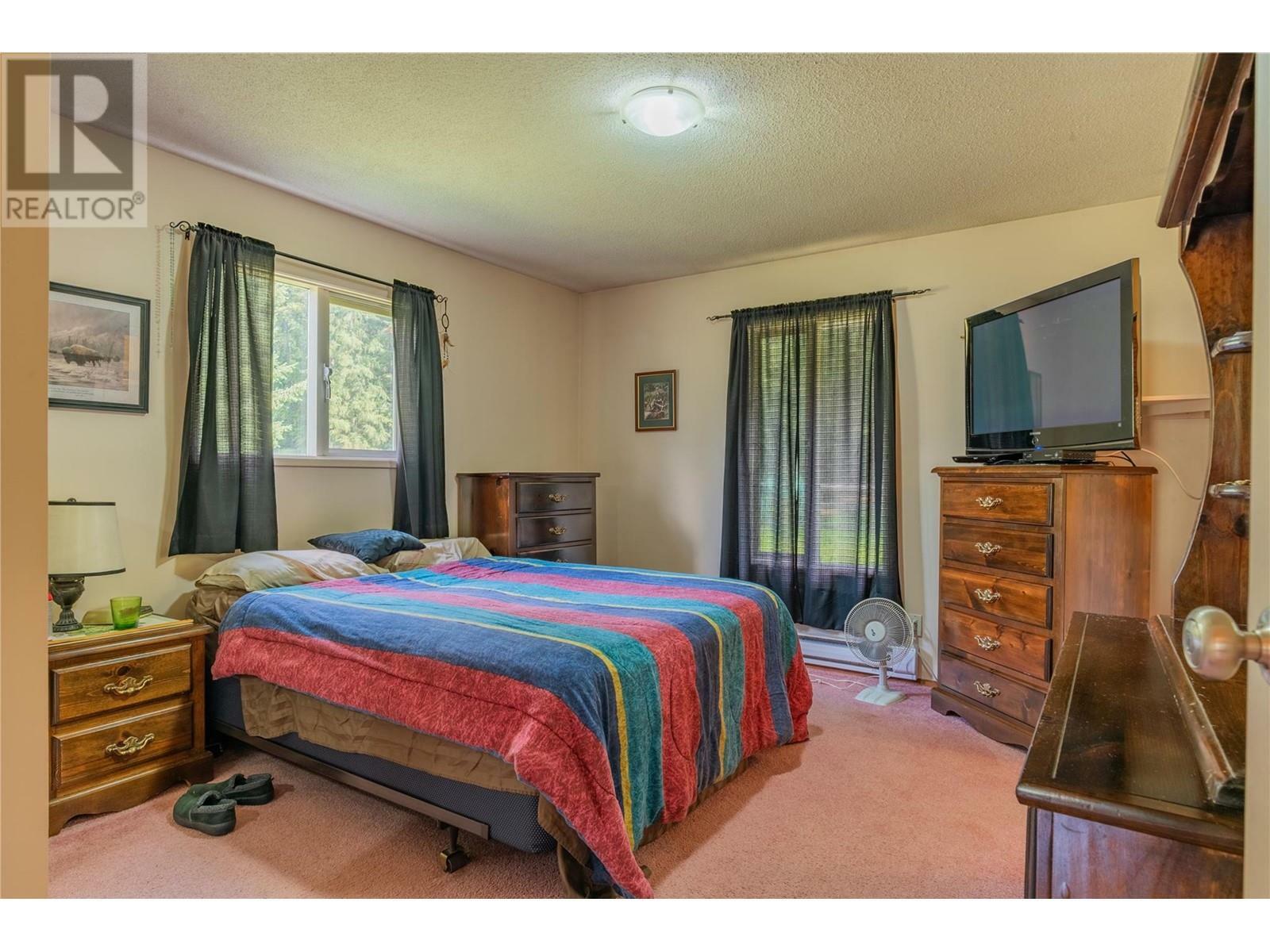 WINLAW, British Columbia, V0G 2J0, CA, 3 Bedrooms Bedrooms, ,2 BathroomsBathrooms,Residential,For Sale,1839031