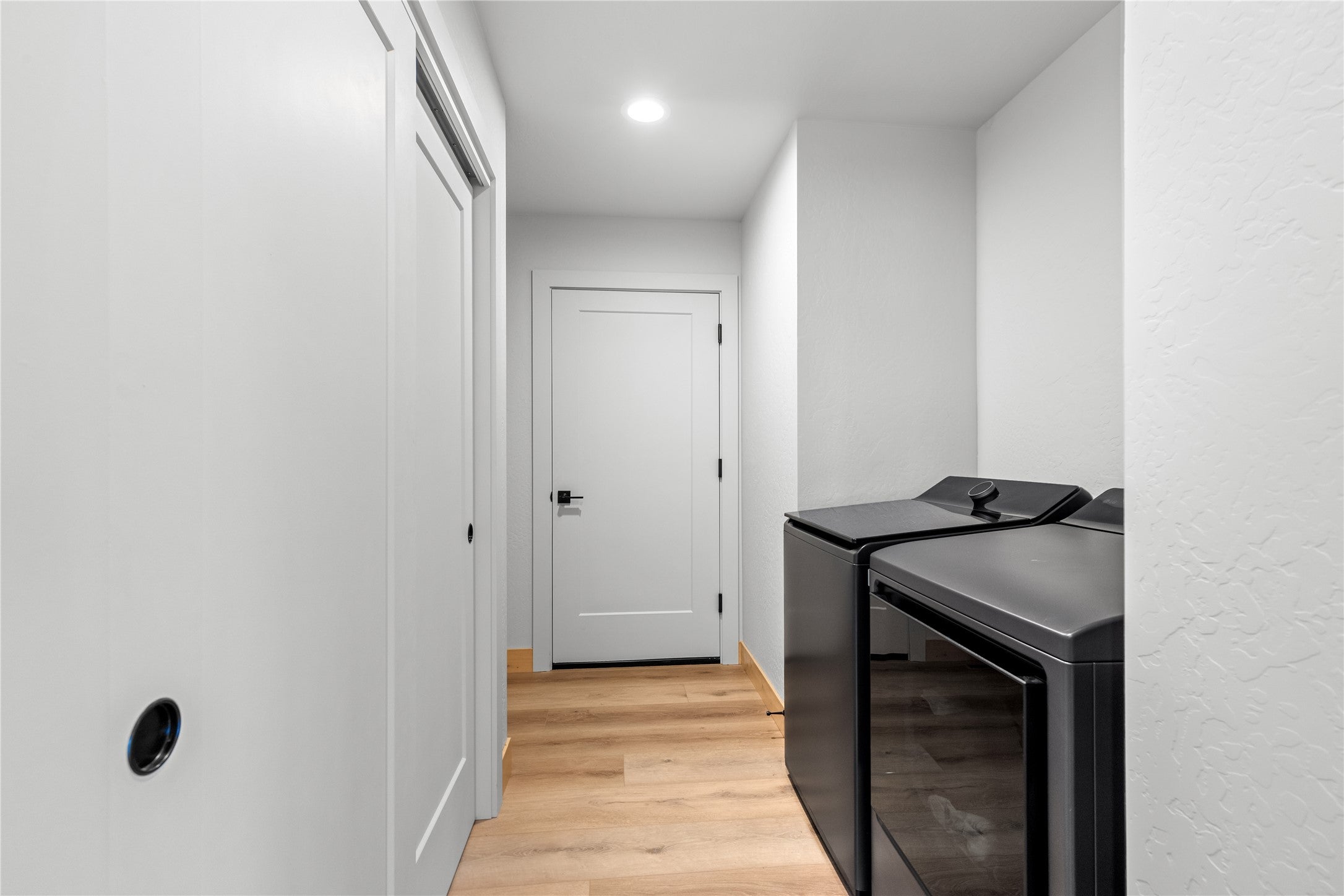 Kalispell, Montana, 59901, United States, 3 Bedrooms Bedrooms, ,2 BathroomsBathrooms,Residential,For Sale,1999069