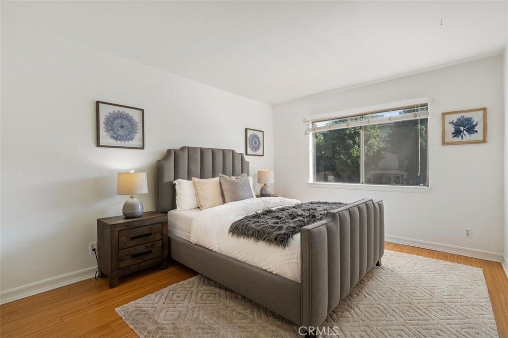 Los Angeles, California, 90025, United States, 2 Bedrooms Bedrooms, ,2 BathroomsBathrooms,Residential,For Sale,1912181