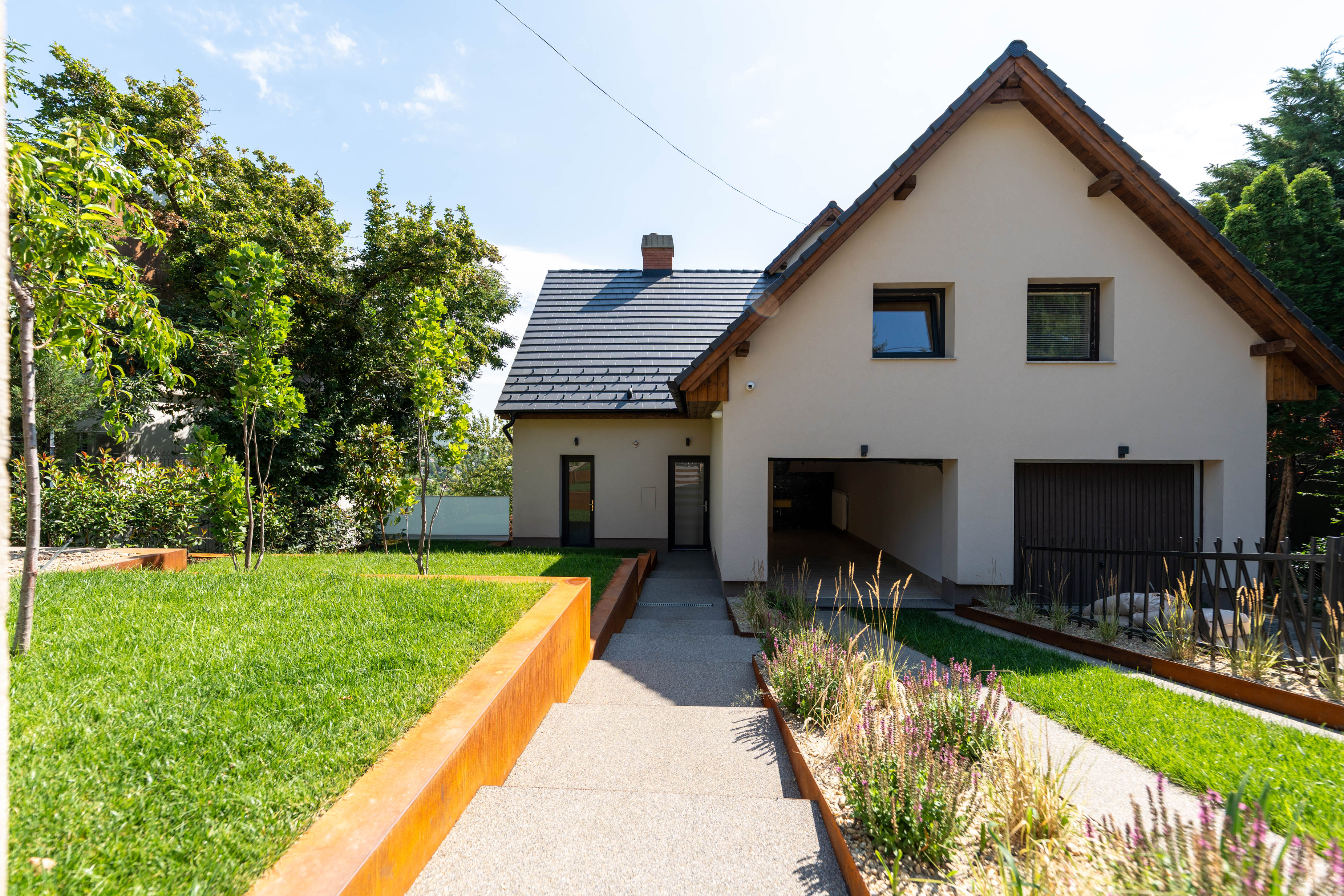  A panoramic design residence in the prestigious enclave of Adyliget - 物件實景