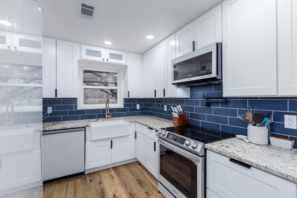 Huntington, Texas, 75949, United States, 4 Bedrooms Bedrooms, ,3 BathroomsBathrooms,Residential,For Sale,2009235